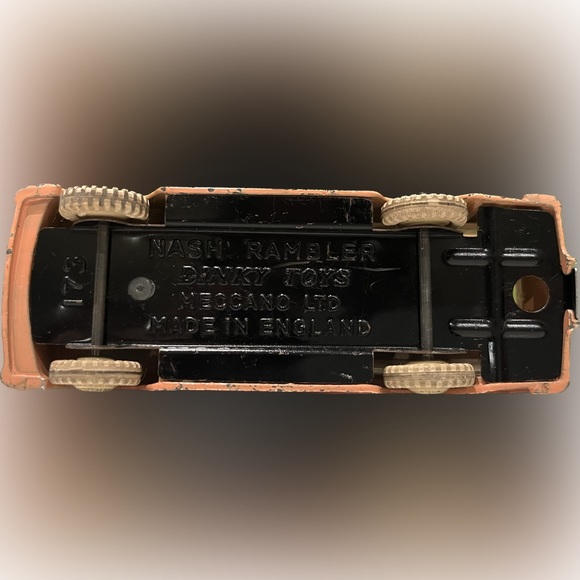 Dinky Toys 173 NASH RAMBLER. Pink with blue flash. - Picture 4 of 5